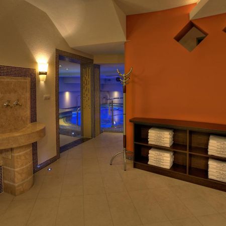 Hotel Balaton Fonyód Екстериор снимка