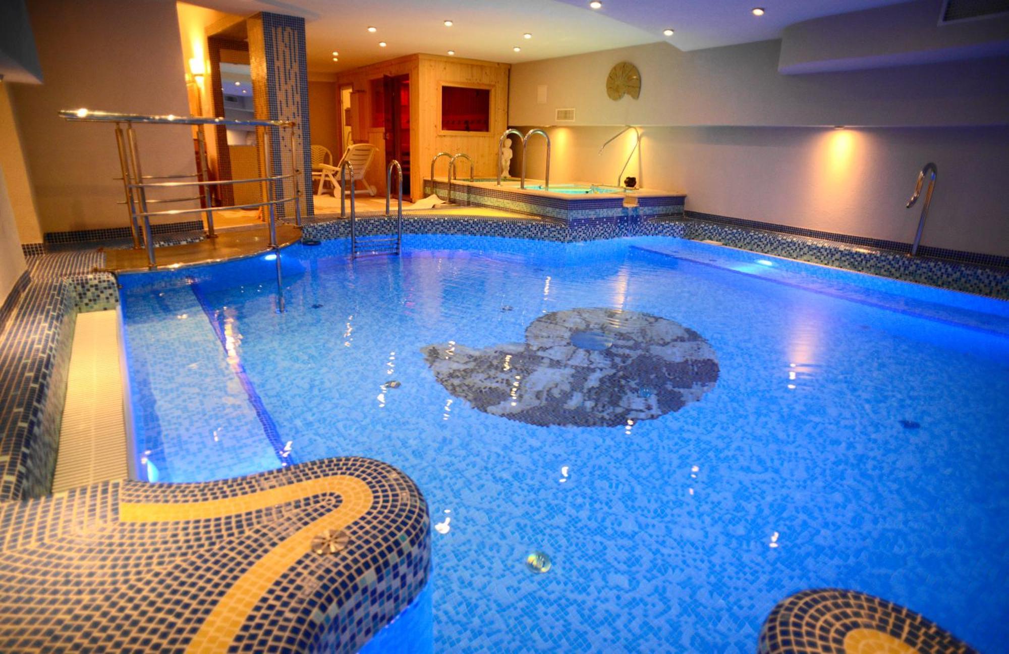 Hotel Balaton Fonyód Екстериор снимка